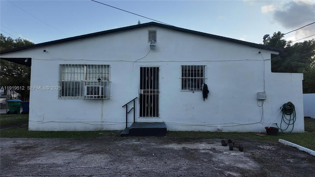 Real estate property located at 9700 20th Ave, Miami-dade, Woodland Addn, Miami, FL