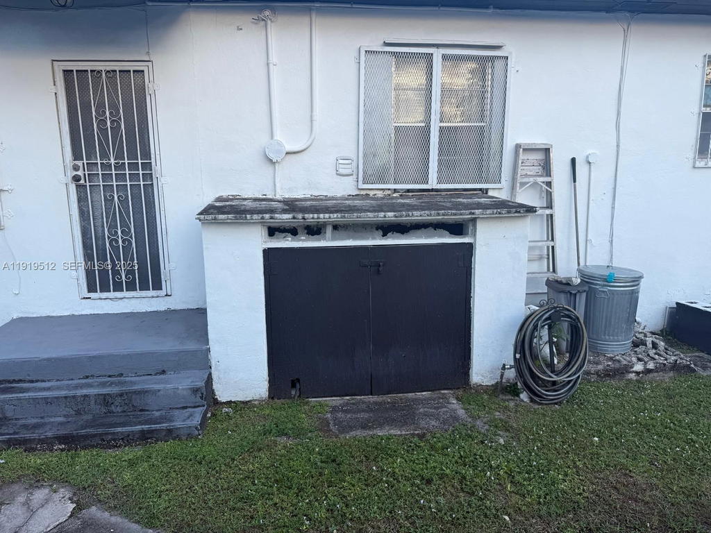 Real estate property located at 9700 20th Ave, Miami-dade, Woodland Addn, Miami, FL