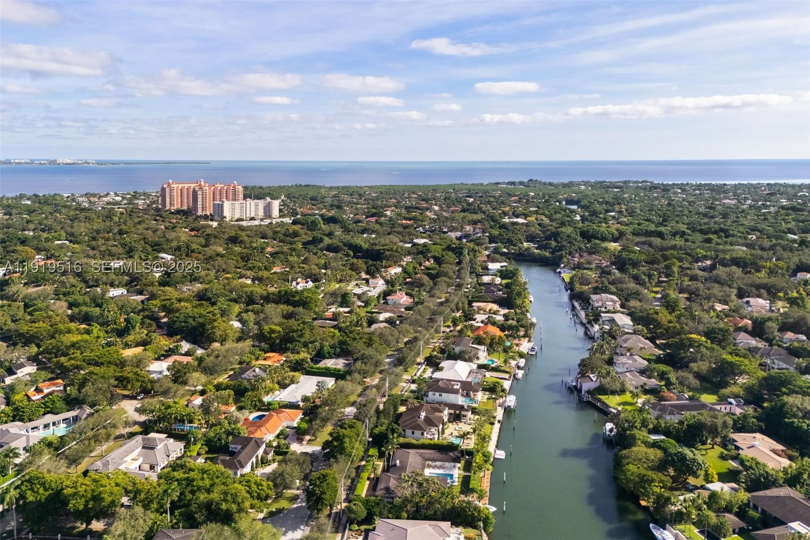 Real estate property located at 6520 San Vicente St, Miami-dade, Coral Gables Riviera Sec, Coral Gables, FL