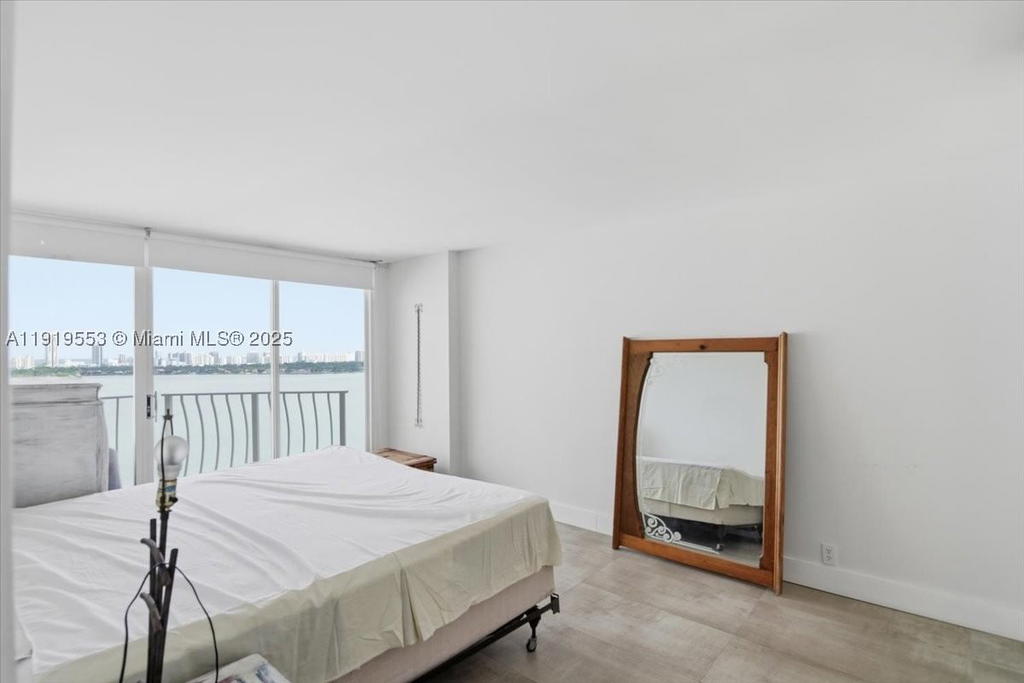 Real estate property located at 7601 Treasure Dr # 2109, Miami-dade, Grandview Palace, North Bay Village, FL