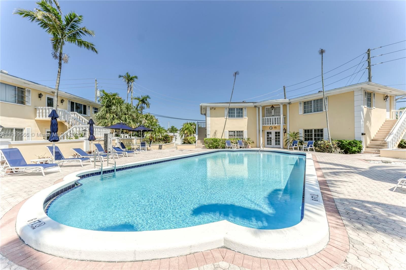 Real estate property located at 5840 22nd Way #725, Broward, Imperial Point Gardens Co, Fort Lauderdale, FL