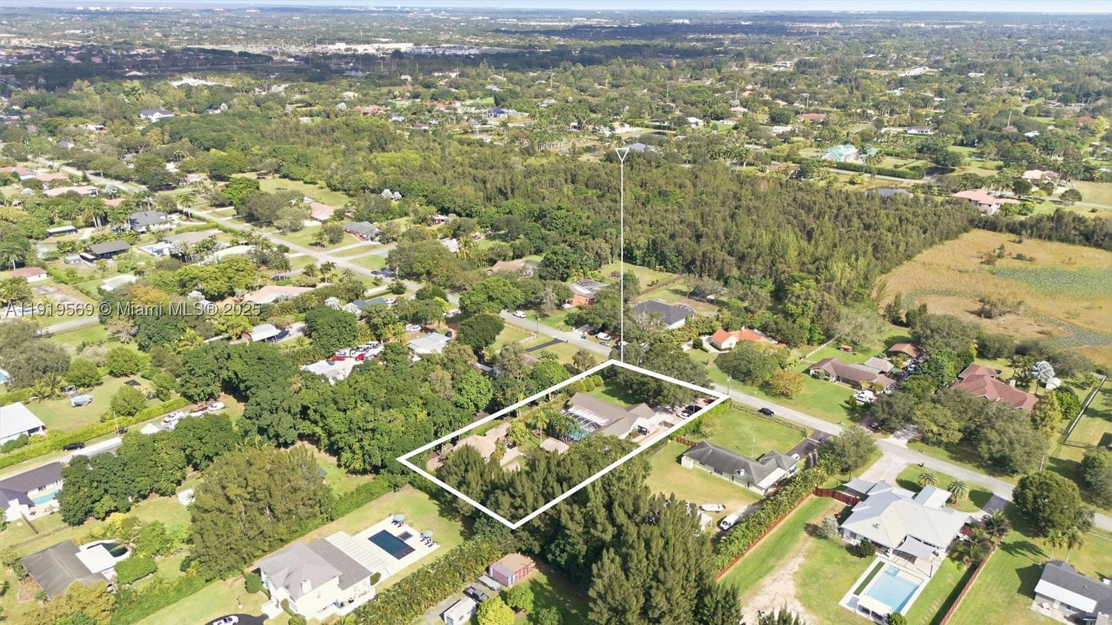 Real estate property located at 5601 195th Ter, Broward, Green Glades South, Southwest Ranches, FL