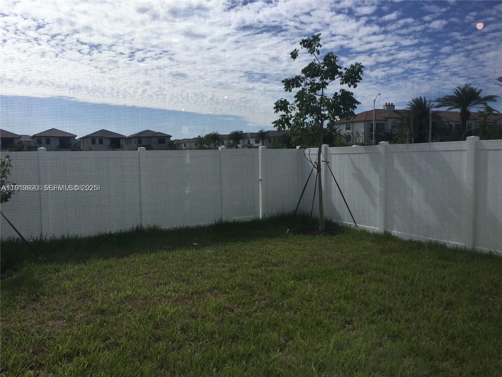 Real estate property located at 3388 100th Ter, Miami-dade, Aquabella Section One, Hialeah, FL