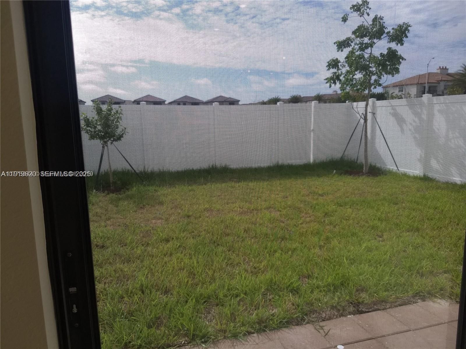 Real estate property located at 3388 100th Ter, Miami-dade, Aquabella Section One, Hialeah, FL