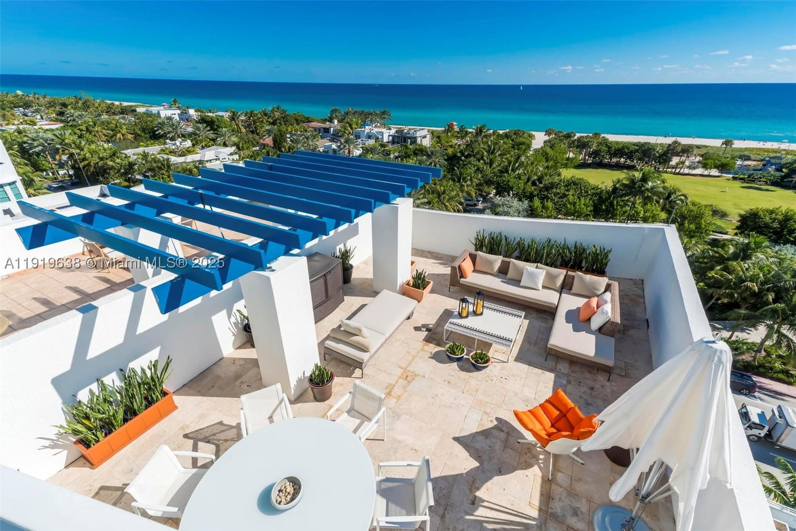 Real estate property located at 7600 Collins Ave #1012, Miami-dade, Oceanblue Condo Of Miami, Miami Beach, FL