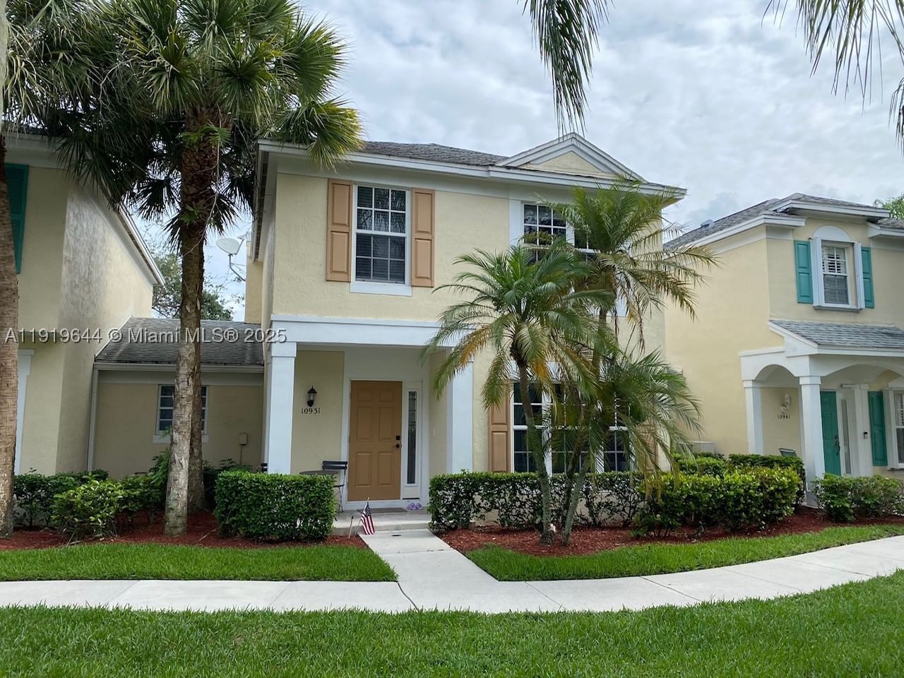 Real estate property located at 10931 Jewel Box Ln, Broward, Land Section 6-south, Tamarac, FL