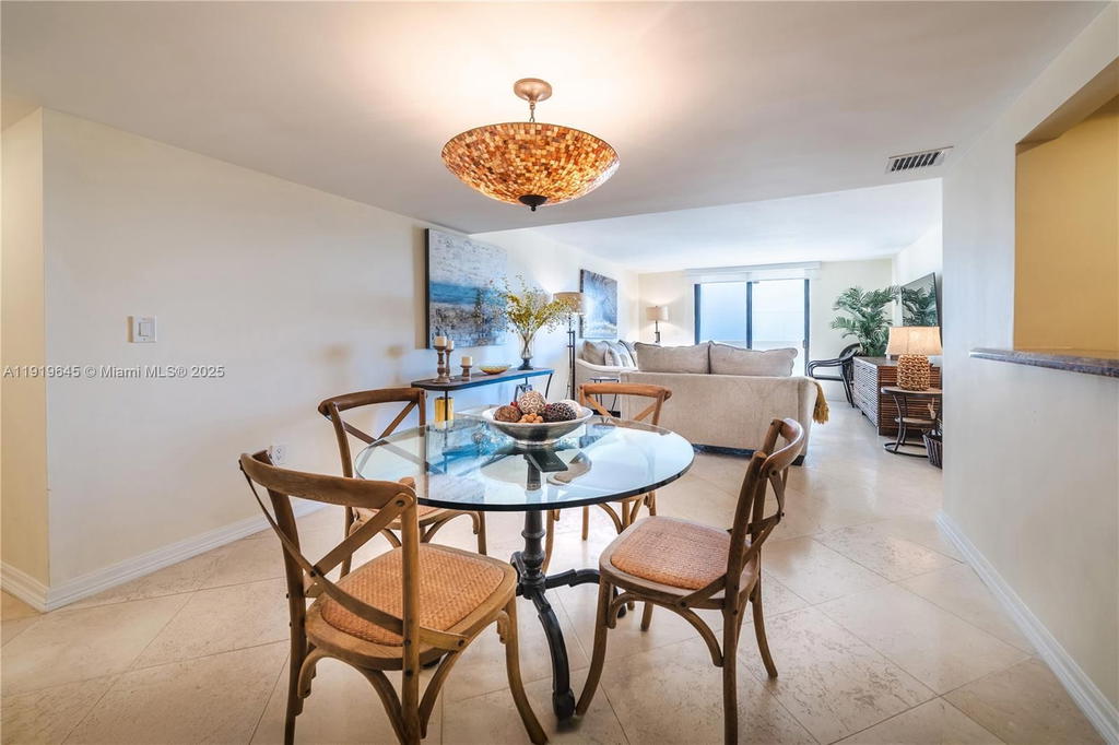Real estate property located at 1621 Collins Ave #802, Miami-dade, The Georgian Condo, Miami Beach, FL