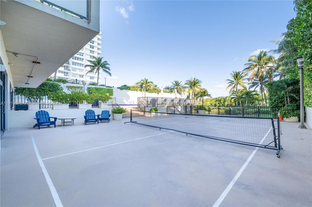 Real estate property located at 1621 Collins Ave #802, Miami-dade, The Georgian Condo, Miami Beach, FL