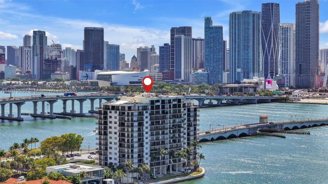 Real estate property located at 801 Venetian Dr #208, Miami-dade, Venetian Isle Condo, Miami Beach, FL