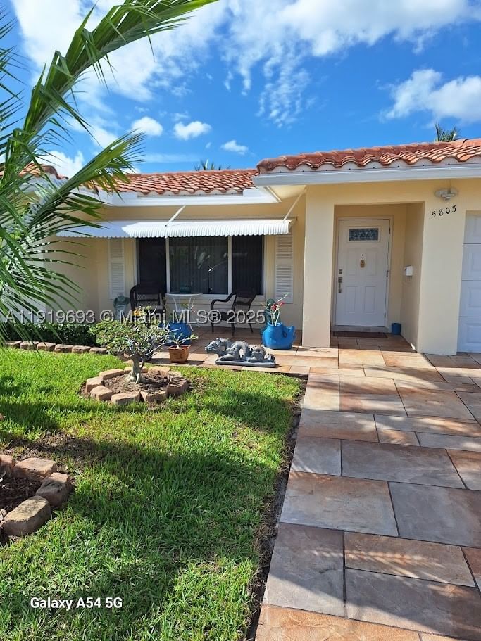 Real estate property located at 5803 86th Ter, Broward, Mainlands Of Tamarac Lake, Tamarac, FL