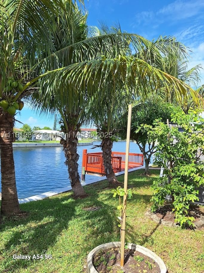 Real estate property located at 5803 86th Ter, Broward, Mainlands Of Tamarac Lake, Tamarac, FL