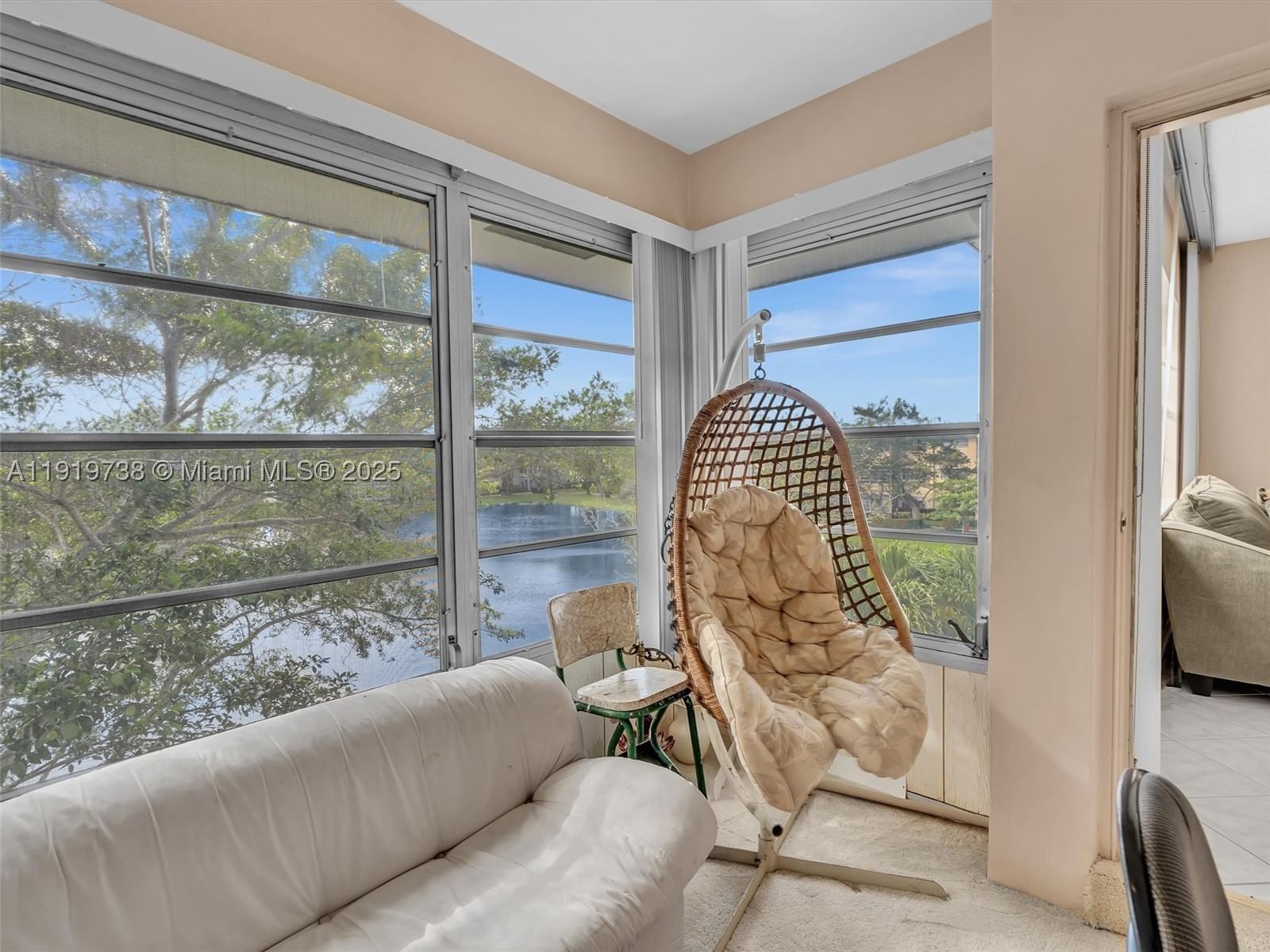 Real estate property located at 5102 36th St #607, Broward, Elderberry Gardens Condo, Lauderdale Lakes, FL