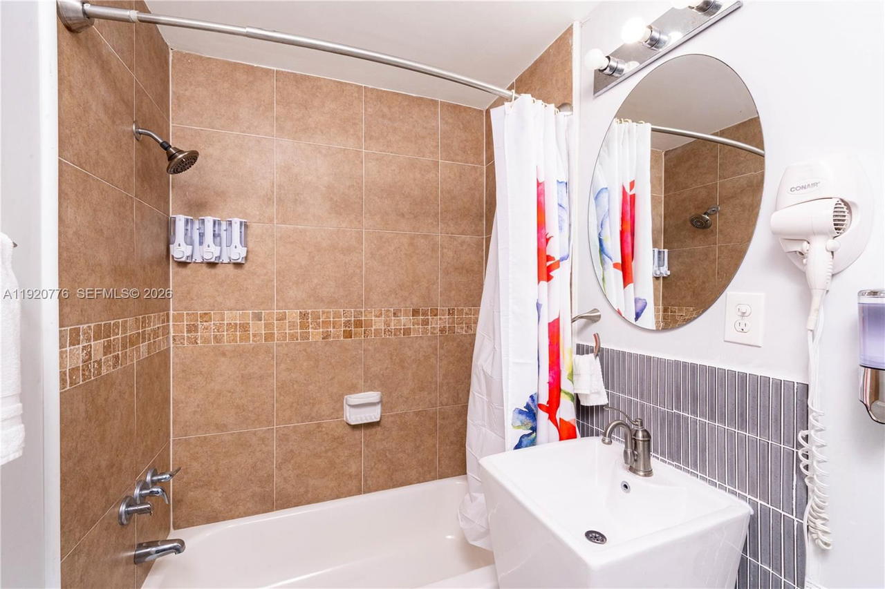 Real estate property located at 1321 171st St, Miami-dade, Scott Lake Manor Sec 8, Miami Gardens, FL