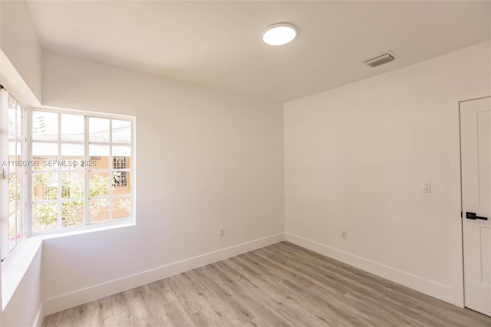 Real estate property located at 3180 2nd St, Miami-dade, El Dorado Heights, Miami, FL