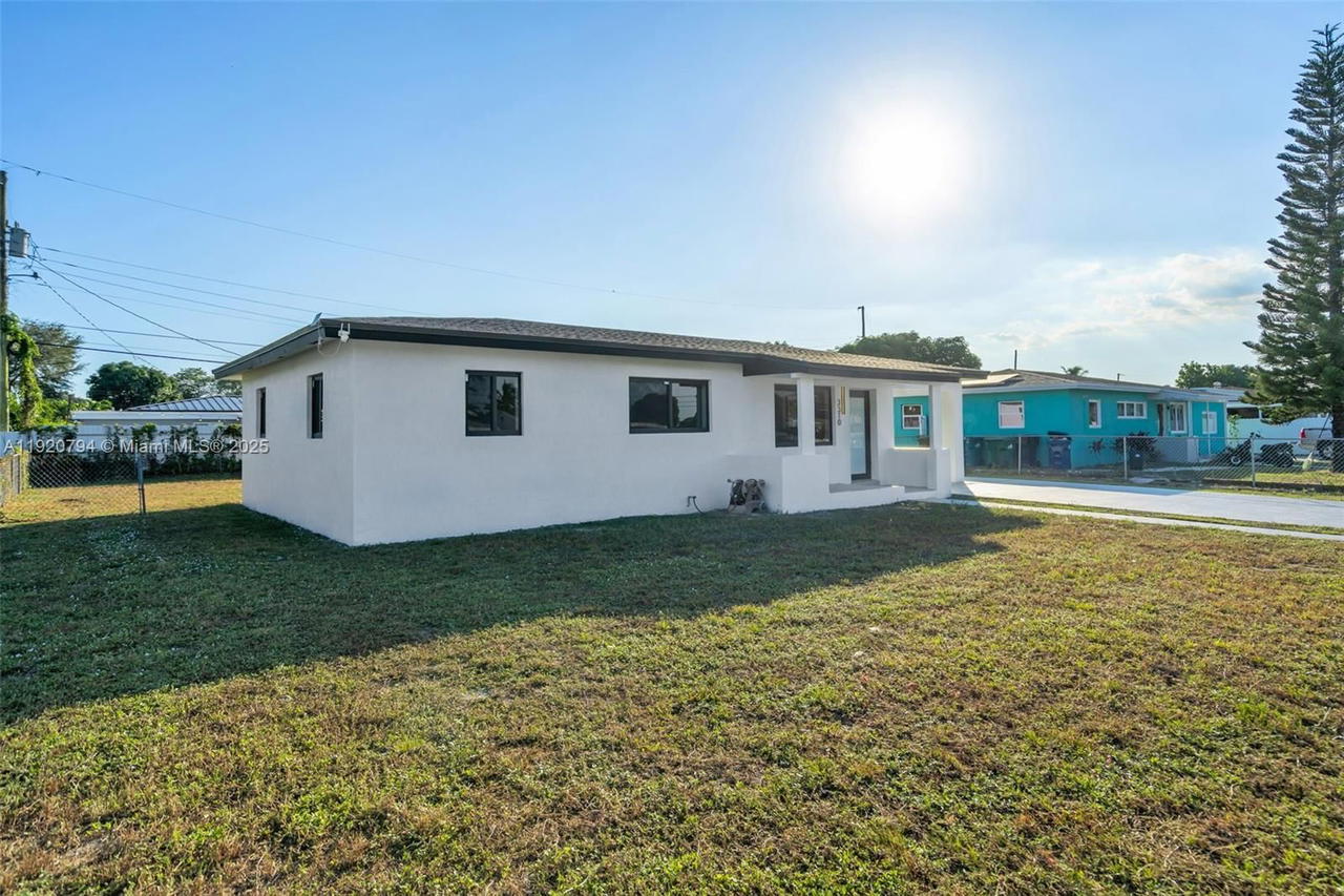 Real estate property located at 3310 172nd Ter, Miami-dade, Myrtle Grove 1st Addn, Miami Gardens, FL