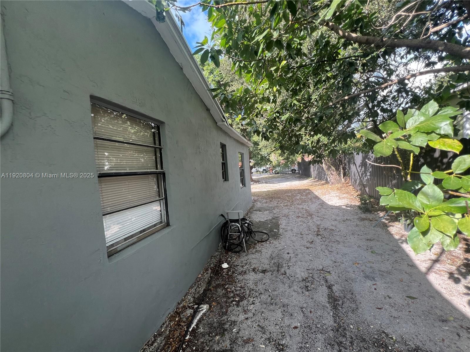 Real estate property located at 2255 85th St, Miami-dade, West Little River, Miami, FL