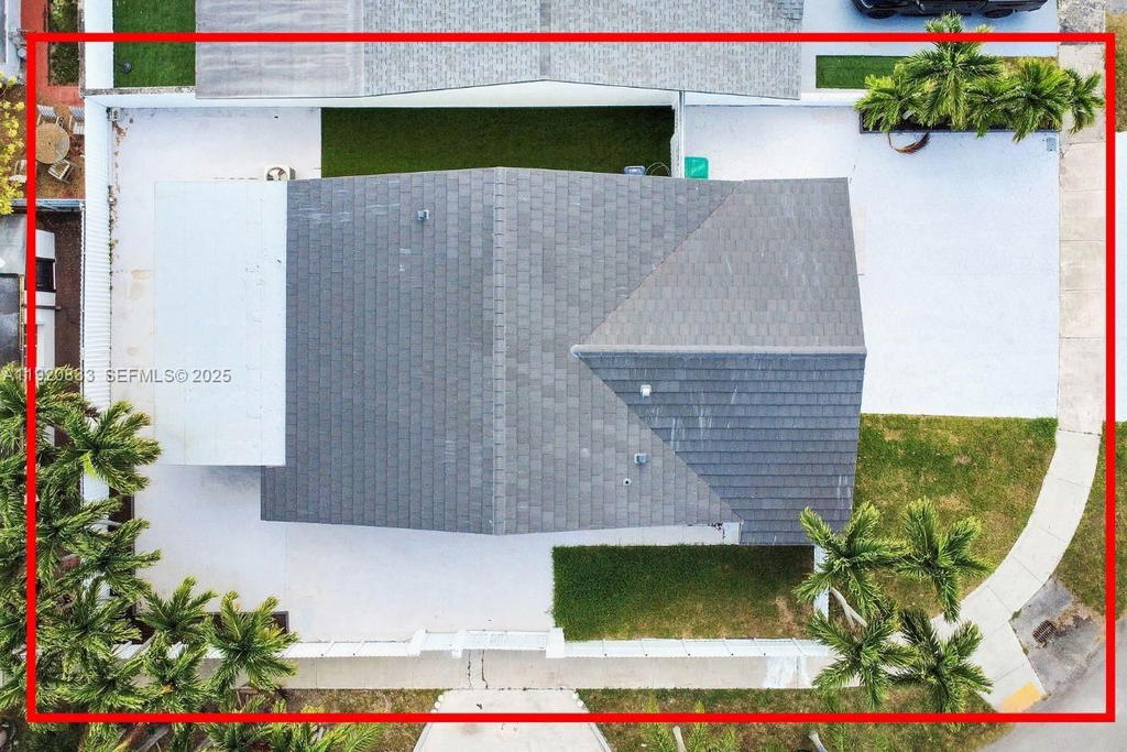 Real estate property located at 1623 138th Ct, Miami-dade, Irenca Sub, Miami, FL