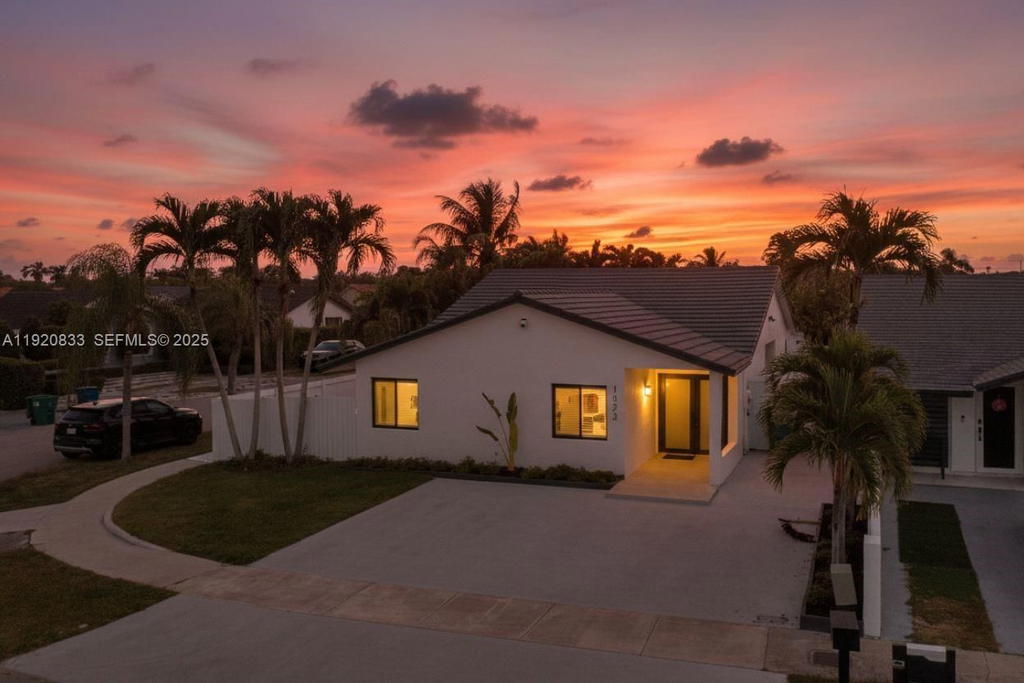 Real estate property located at 1623 138th Ct, Miami-dade, Irenca Sub, Miami, FL