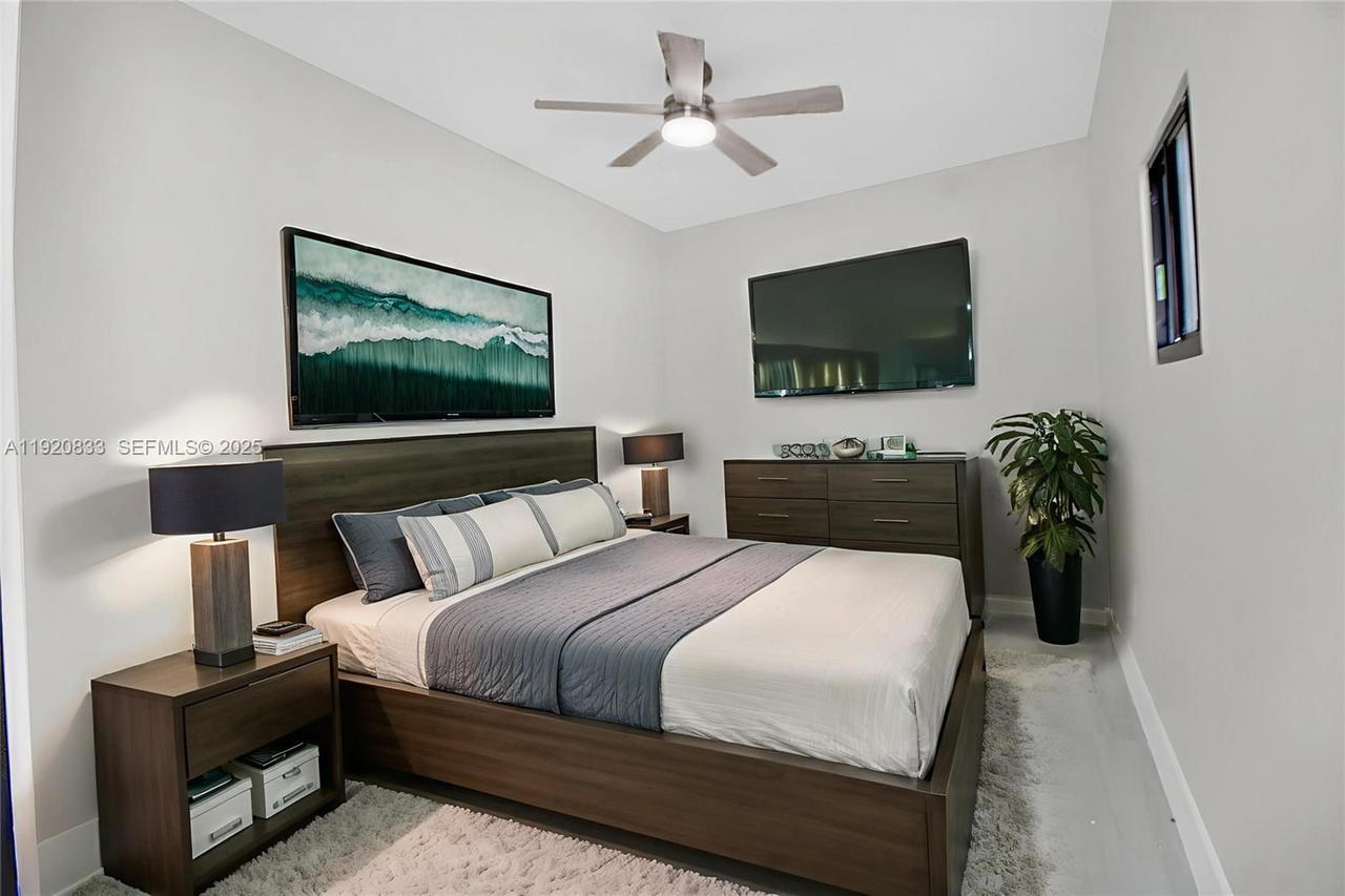 Real estate property located at 1623 138th Ct, Miami-dade, Irenca Sub, Miami, FL