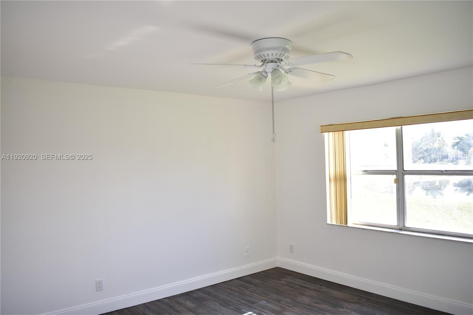 Real estate property located at 9360 Sunrise Lakes Blvd #111, Broward, Sunrise Lakes 105 Condo, Sunrise, FL