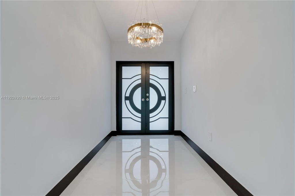 Real estate property located at 15563 115th St, Miami-dade, Hammocks Shores 3rd Addn, Miami, FL