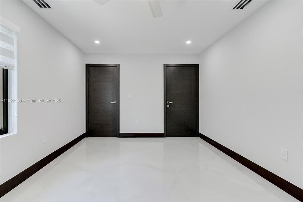 Real estate property located at 15563 115th St, Miami-dade, Hammocks Shores 3rd Addn, Miami, FL