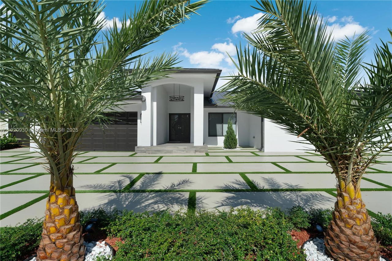 Real estate property located at 15563 115th St, Miami-dade, Hammocks Shores 3rd Addn, Miami, FL