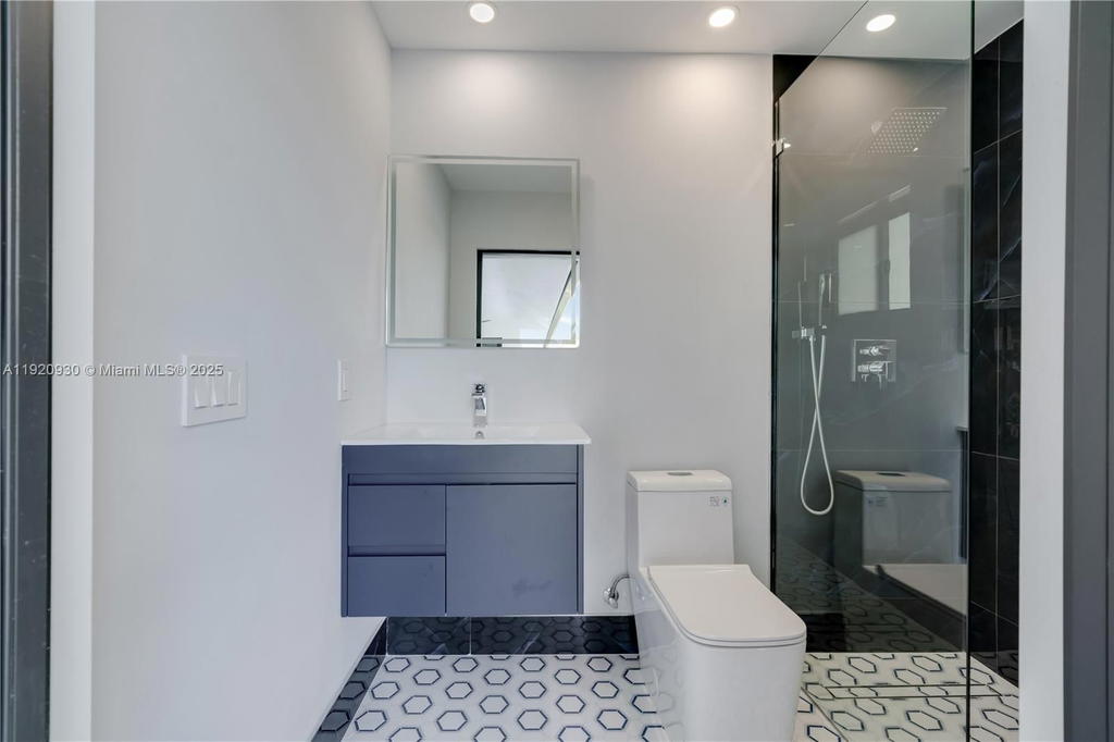 Real estate property located at 15563 115th St, Miami-dade, Hammocks Shores 3rd Addn, Miami, FL