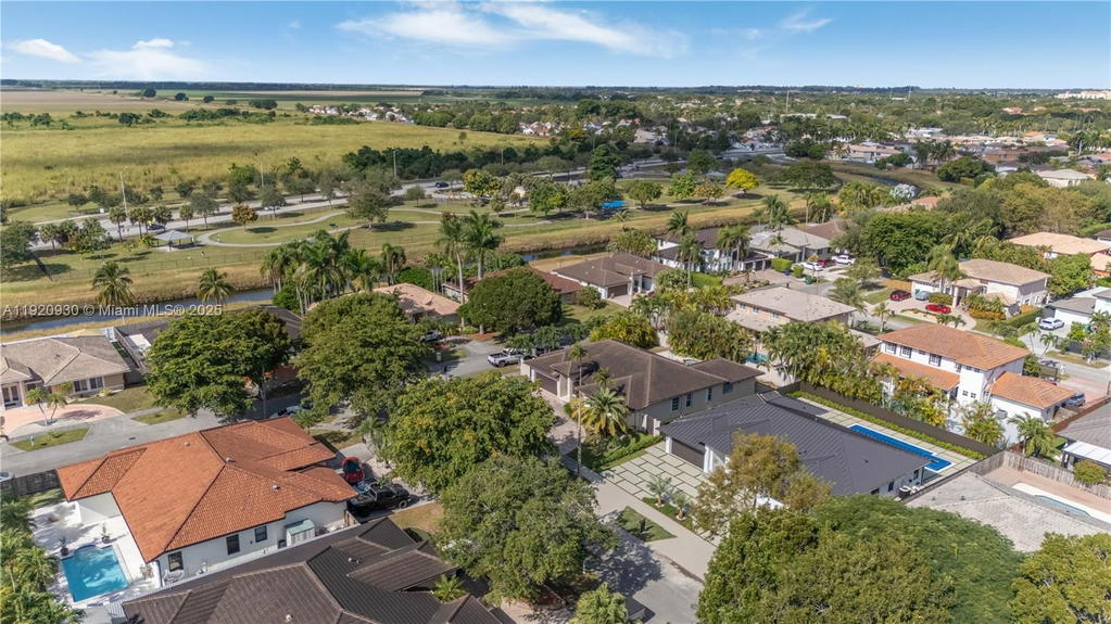 Real estate property located at 15563 115th St, Miami-dade, Hammocks Shores 3rd Addn, Miami, FL