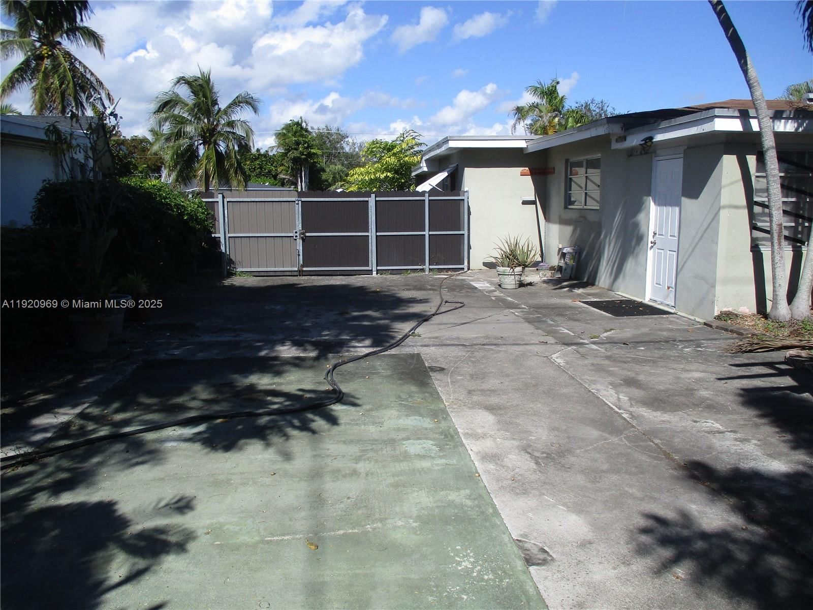 Real estate property located at 9750 Dominican Dr, Miami-dade, South Coral Homes Sec 1, Cutler Bay, FL