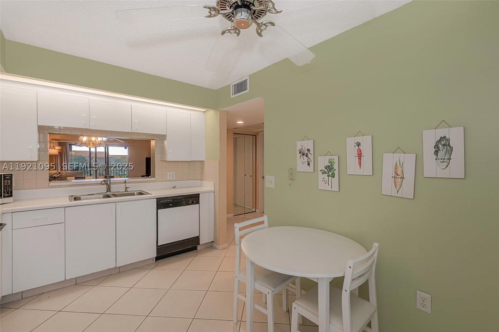 Real estate property located at 950 138th Ave #409B, Broward, Plymouth At Century Villa, Pembroke Pines, FL
