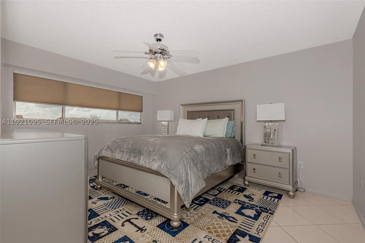 Real estate property located at 950 138th Ave #409B, Broward, Plymouth At Century Villa, Pembroke Pines, FL