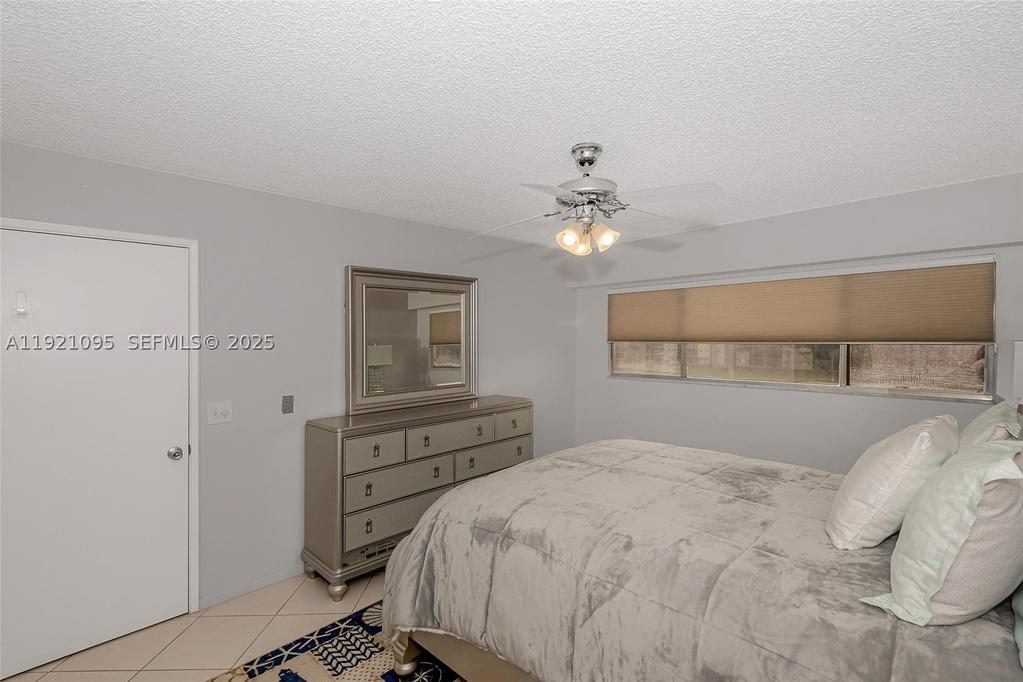 Real estate property located at 950 138th Ave #409B, Broward, Plymouth At Century Villa, Pembroke Pines, FL