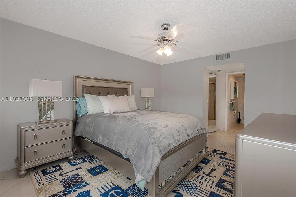 Real estate property located at 950 138th Ave #409B, Broward, Plymouth At Century Villa, Pembroke Pines, FL
