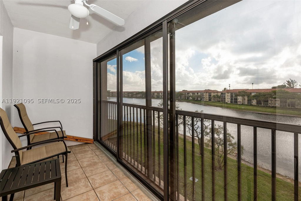 Real estate property located at 950 138th Ave #409B, Broward, Plymouth At Century Villa, Pembroke Pines, FL
