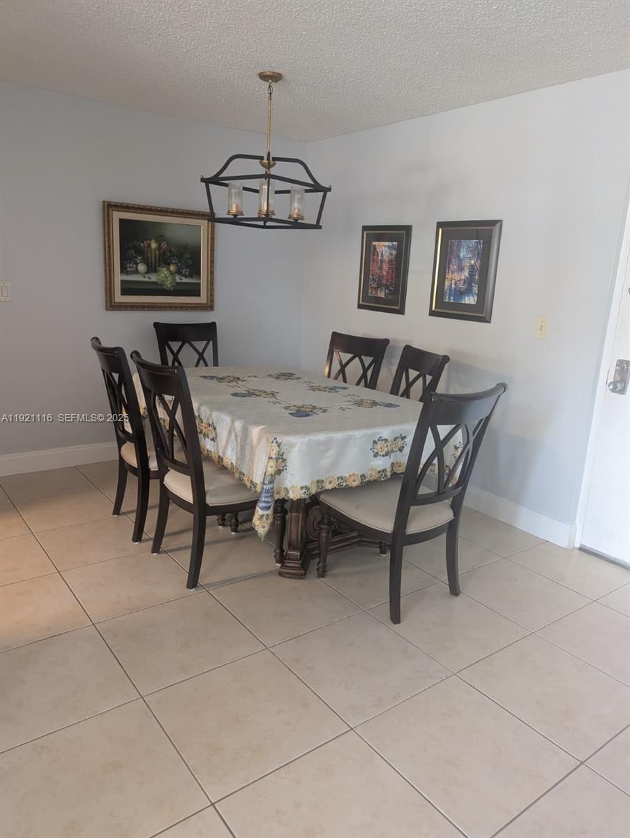 Real estate property located at 9401 4th St #110, Miami-dade, Versaille Gardens I Condo, Miami, FL