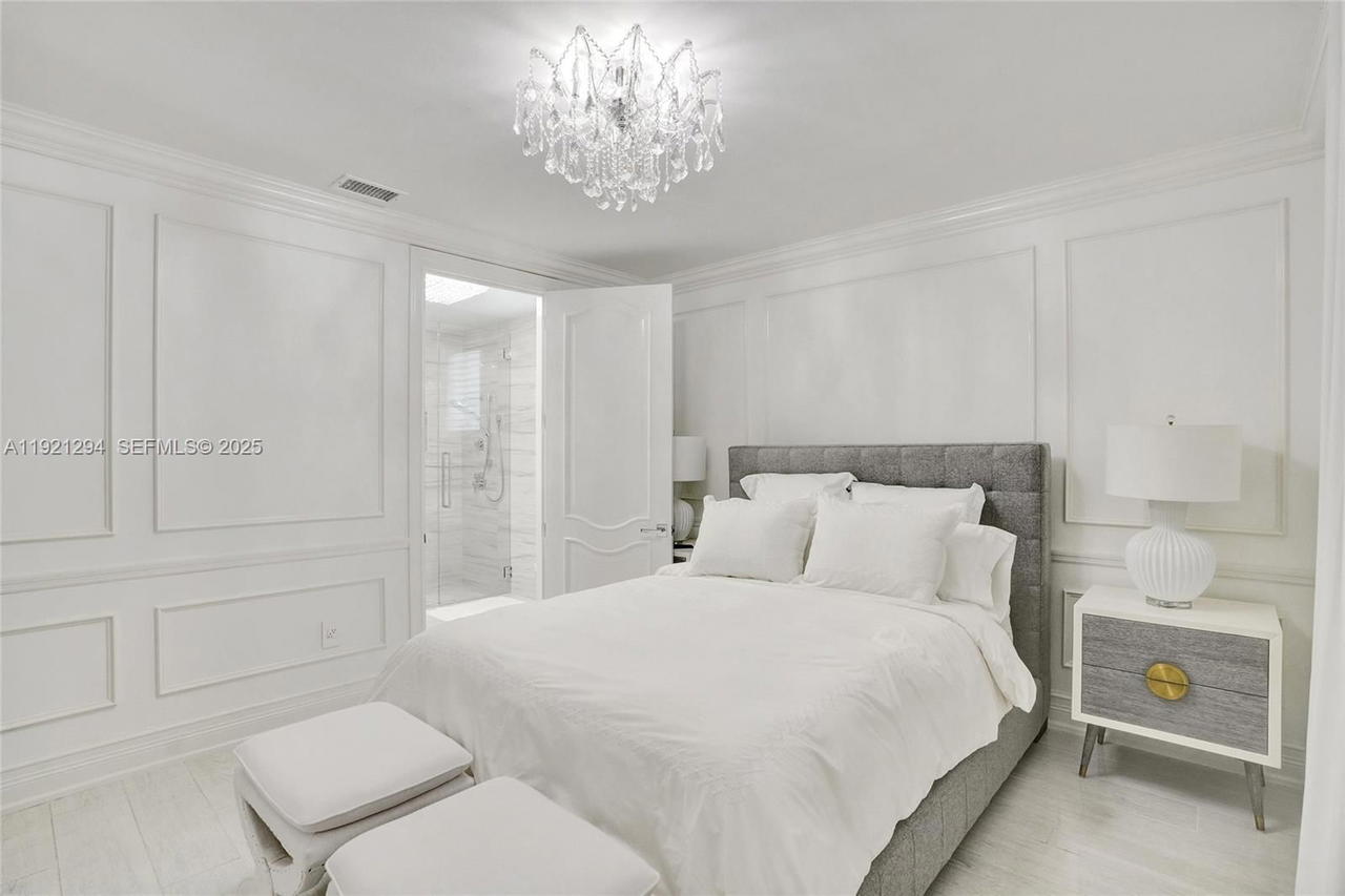 Real estate property located at 10400 62nd St, Miami-dade, Miller Drive Estates, Miami, FL