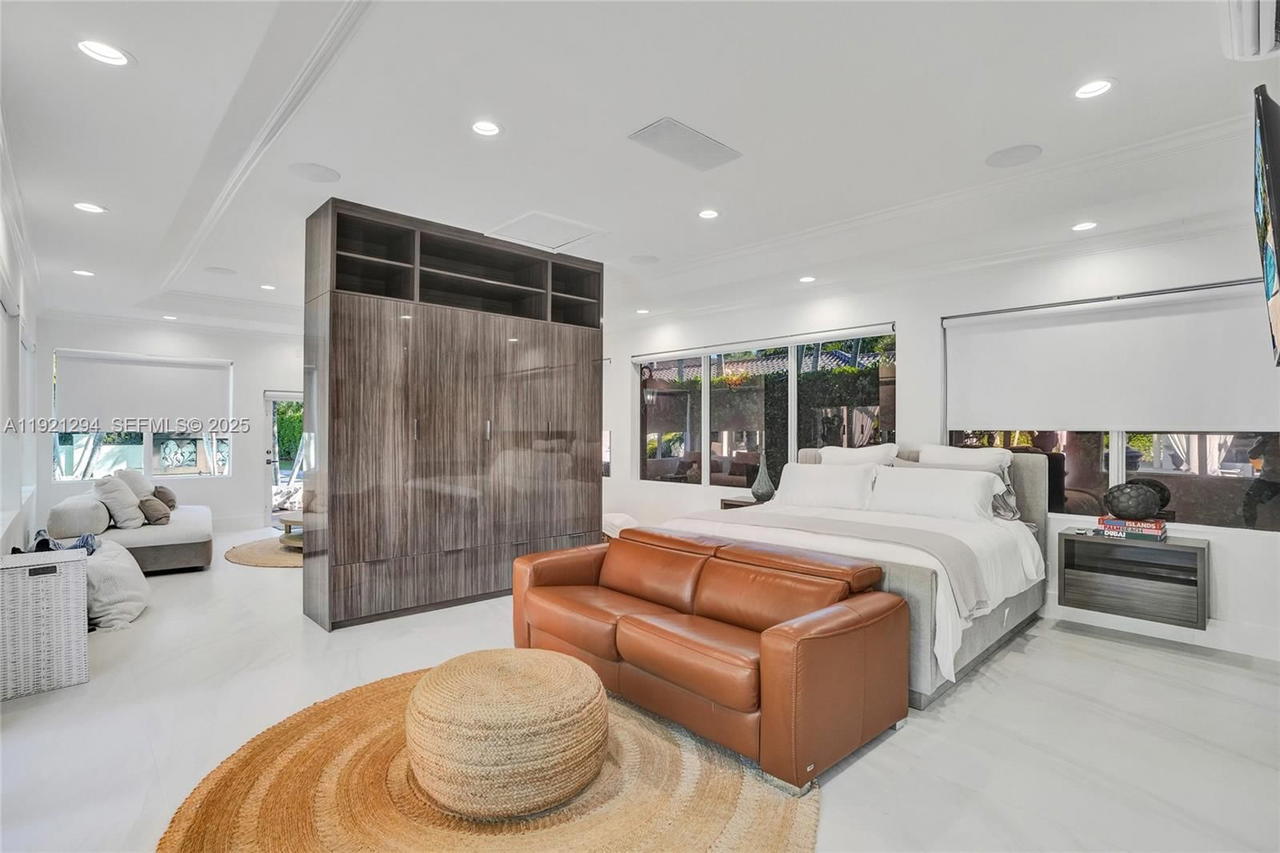 Real estate property located at 10400 62nd St, Miami-dade, Miller Drive Estates, Miami, FL