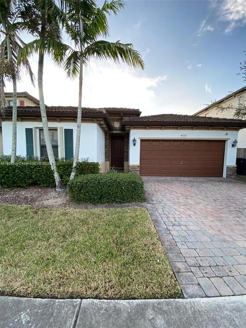 Real estate property located at 4318 164th Ct, Miami-dade, Interlaken, Miami, FL
