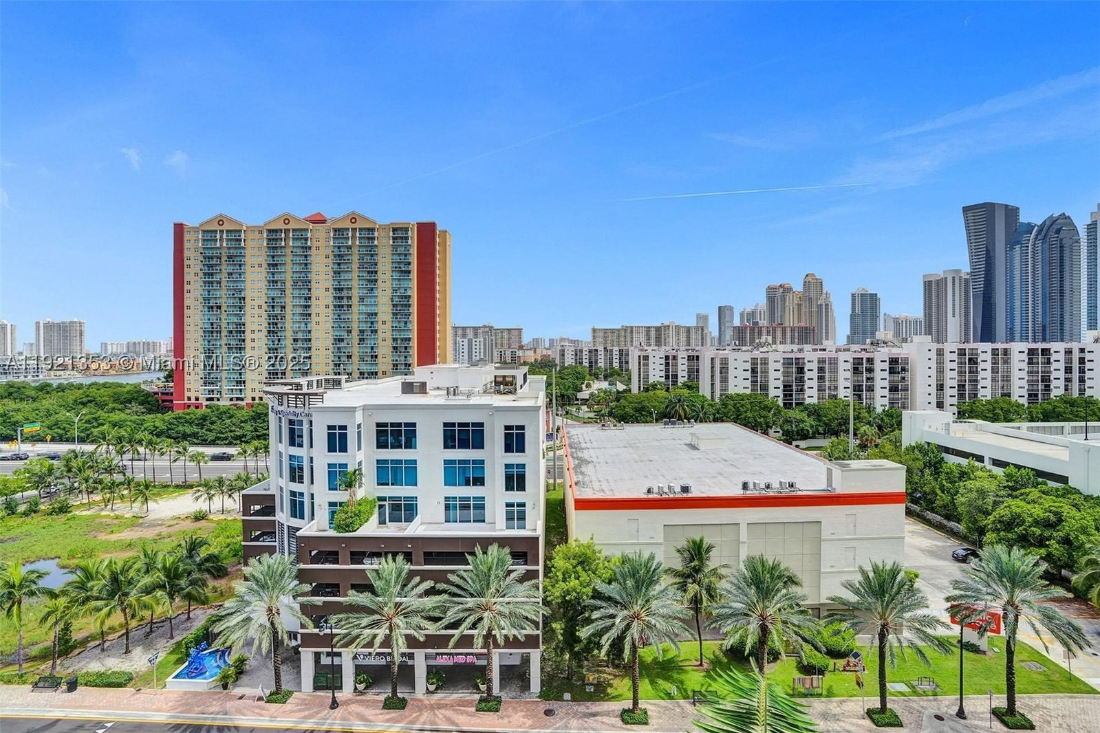 Real estate property located at 330 Sunny Isles Blvd #5-805, Miami-dade, Parque Towers Condo, Sunny Isles Beach, FL