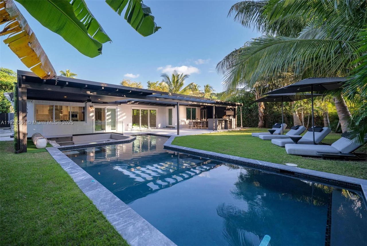 Real estate property located at 10618 11th ct, Miami-dade, Miami Shores Estates, Miami Shores, FL