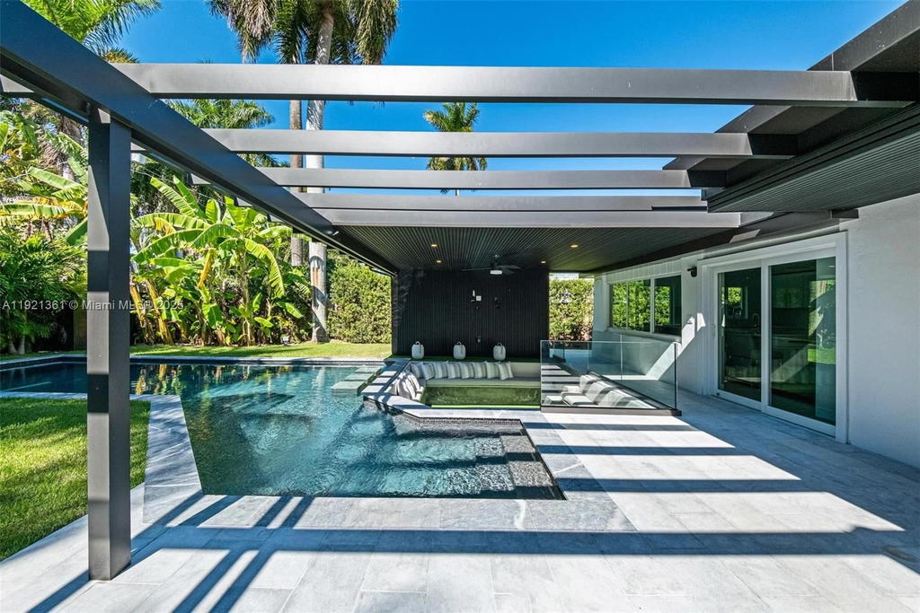 Real estate property located at 10618 11th ct, Miami-dade, Miami Shores Estates, Miami Shores, FL