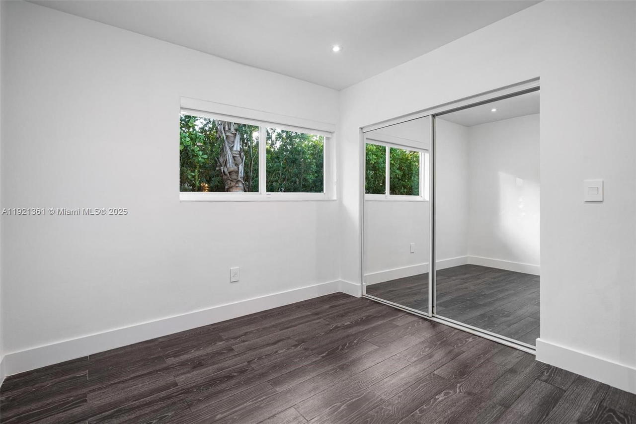 Real estate property located at 10618 11th ct, Miami-dade, Miami Shores Estates, Miami Shores, FL