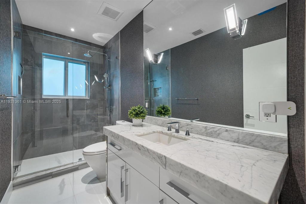 Real estate property located at 10618 11th ct, Miami-dade, Miami Shores Estates, Miami Shores, FL