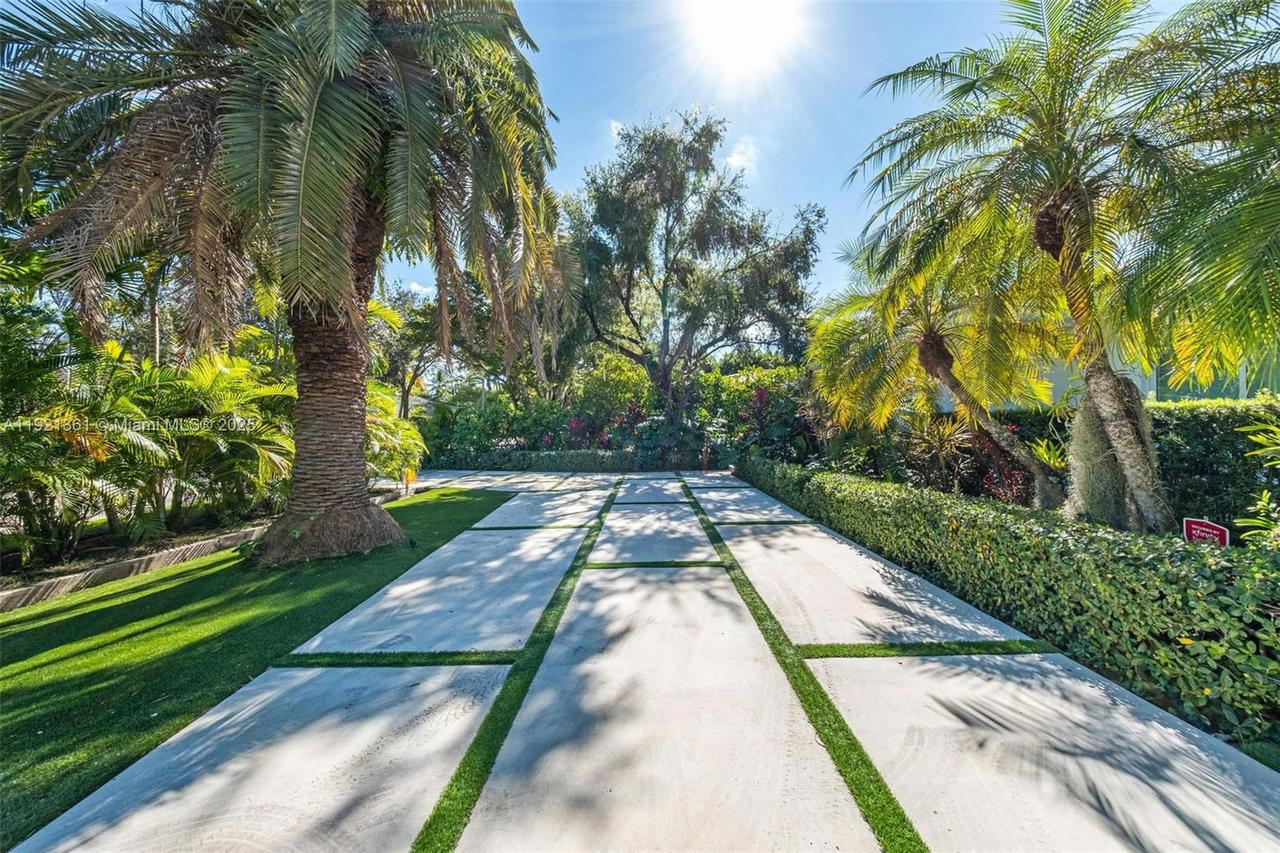 Real estate property located at 10618 11th ct, Miami-dade, Miami Shores Estates, Miami Shores, FL