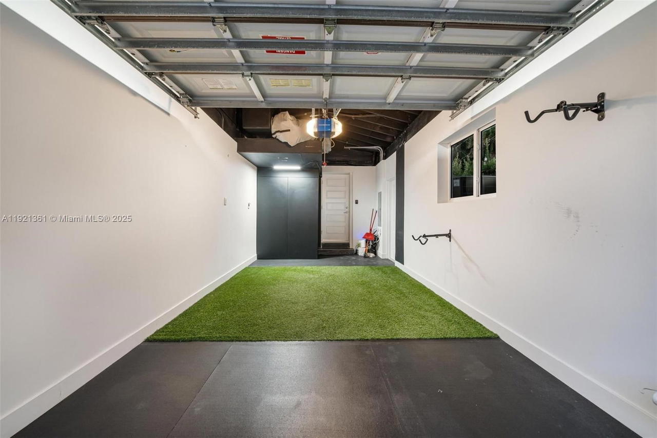 Real estate property located at 10618 11th ct, Miami-dade, Miami Shores Estates, Miami Shores, FL