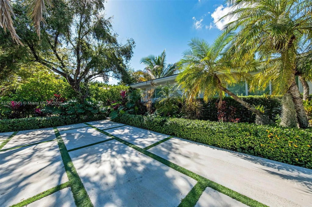 Real estate property located at 10618 11th ct, Miami-dade, Miami Shores Estates, Miami Shores, FL