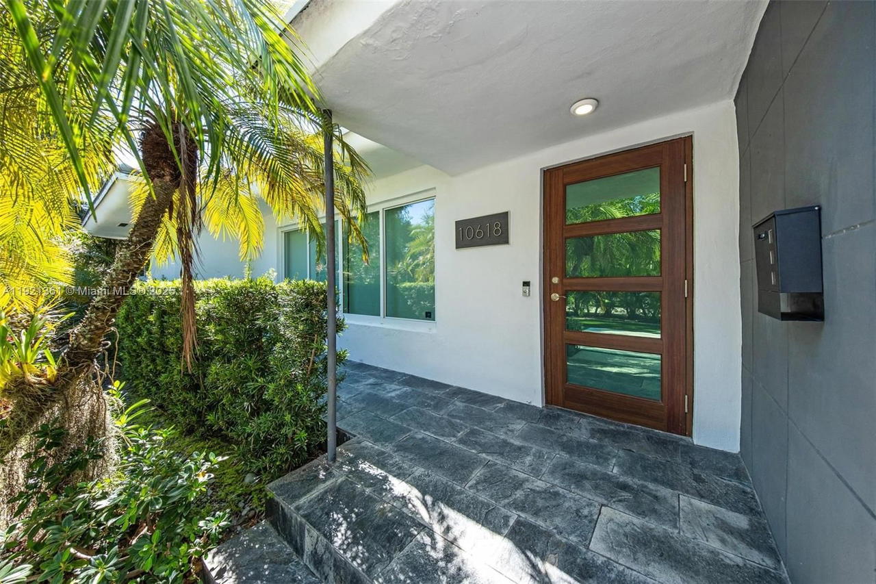 Real estate property located at 10618 11th ct, Miami-dade, Miami Shores Estates, Miami Shores, FL