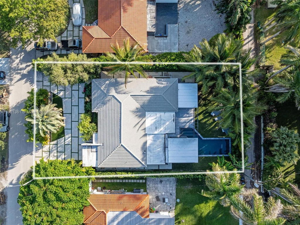 Real estate property located at 10618 11th ct, Miami-dade, Miami Shores Estates, Miami Shores, FL