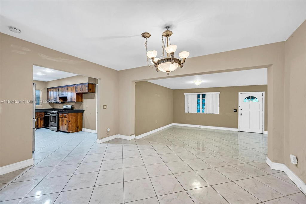 Real estate property located at 14500 5th Ct, Miami-dade, Oak Ranch Manor Corr Pl O, Miami, FL